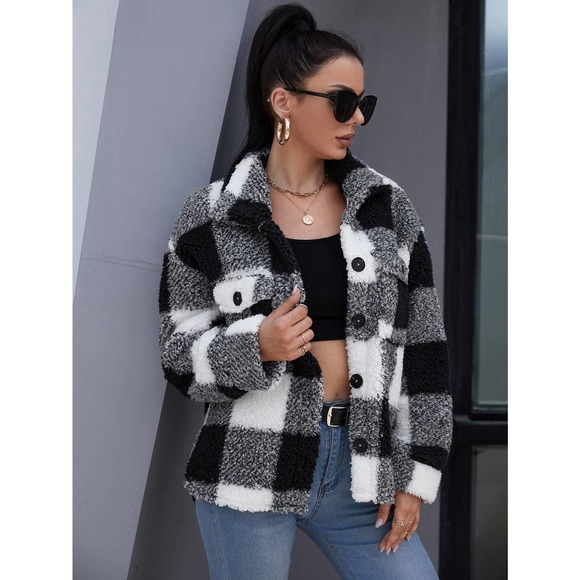 Buffalo Plaid Flap Pocket Teddy Coat teddy jacket black white faux fur - Picture 5 of 5